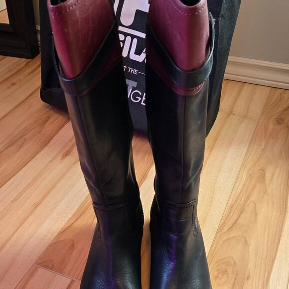 Black and Burgundy Blondo riding boots, size 9m - Picture 2 of 7